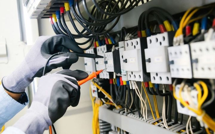 Instalação elétrica industrial NR-10 MBS Itajaí SC